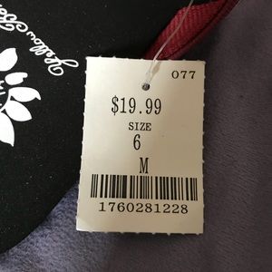 yellow box elephant flip flops